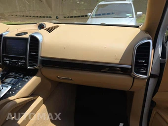 2015 Porsche Cayenne S – miniatura 19