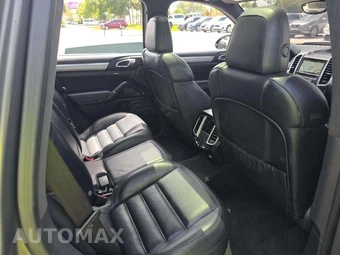 2015 Porsche Cayenne Turbo – miniatura 16