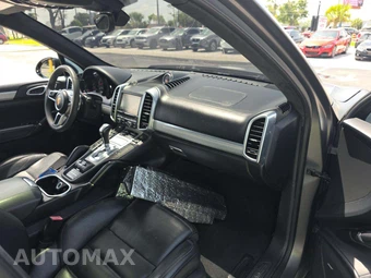 2015 Porsche Cayenne Turbo – miniatura 19