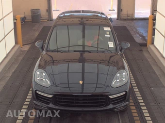 2015 Porsche Cayenne Turbo – miniatura 2