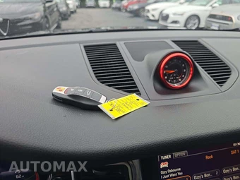 2015 Porsche Macan S – miniatura 5