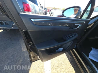 2015 Porsche Macan S – miniatura 9