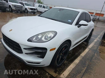 2015 Porsche Macan Turbo