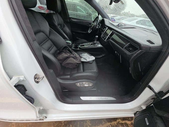 2015 Porsche Macan Turbo – miniatura 18