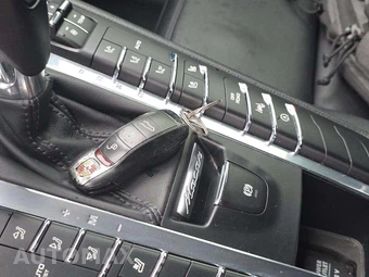 2015 Porsche Macan Turbo – miniatura 8