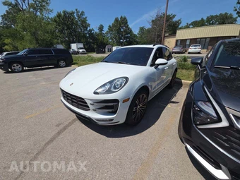 2015 Porsche Macan Turbo