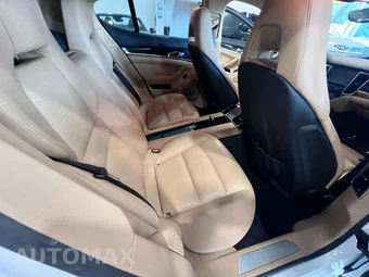 2015 Porsche Panamera 4 - miniatura 20