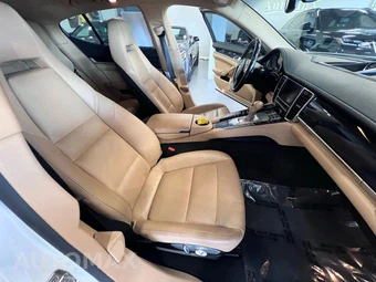 2015 Porsche Panamera 4 - miniatura 22