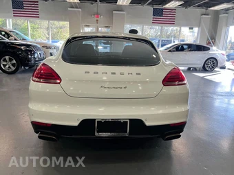 2015 Porsche Panamera 4 - miniatura 6