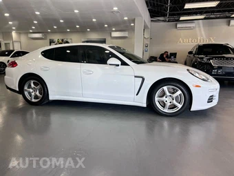 2015 Porsche Panamera 4 - miniatura 8