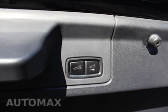 2015 Porsche Panamera 4 - miniatura 21