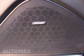 2015 Porsche Panamera 4 - miniatura 33