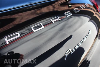 2015 Porsche Panamera 4 - miniatura 38