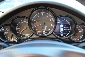2015 Porsche Panamera 4 - miniatura 51