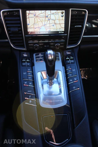 2015 Porsche Panamera 4 - miniatura 53