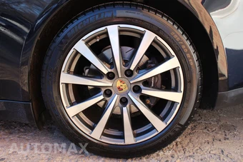 2015 Porsche Panamera 4 - miniatura 63