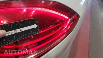 2015 Porsche Panamera 4 – miniatura 26
