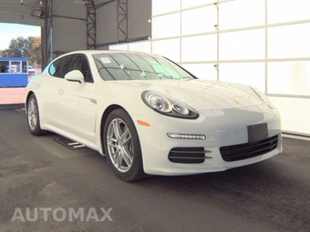 2015 Porsche Panamera 4 – miniatura 3
