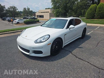 2015 Porsche Panamera S