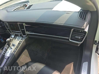 2015 Porsche Panamera S – miniatura 19