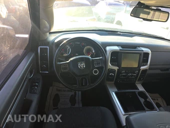 2015 Ram 1500 Big Horn Crew Cab Medium Bed - miniatura 10