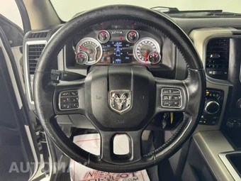 2015 Ram 1500 Big Horn Crew Cab Medium Bed - miniatura 13