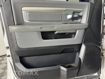 2015 Ram 1500 Big Horn Crew Cab Medium Bed - miniatura 34