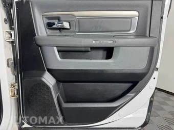2015 Ram 1500 Big Horn Crew Cab Medium Bed - miniatura 38