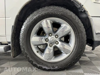 2015 Ram 1500 Big Horn Crew Cab Medium Bed - miniatura 42