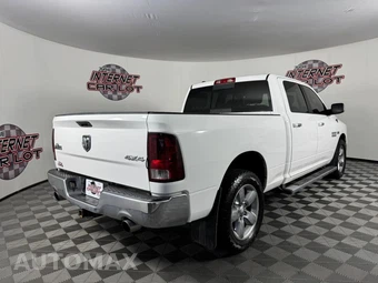 2015 Ram 1500 Big Horn Crew Cab Medium Bed - miniatura 7