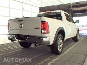 2015 Ram 1500 Big Horn Crew Cab Short Bed - miniatura 4