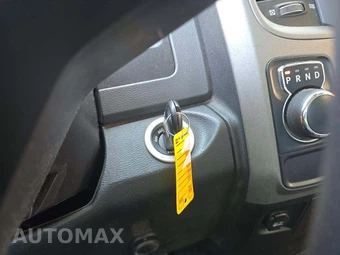 2015 Ram 1500 Express Crew Cab Short Bed - miniatura 8