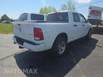 2015 Ram 1500 Express Crew Cab Short Bed - miniatura 3
