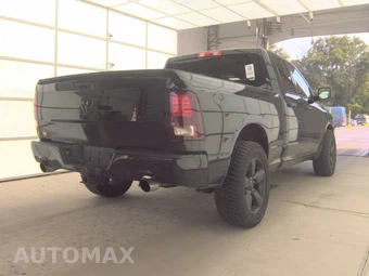 2015 Ram 1500 Express Extended Cab Medium Bed – miniatura 4