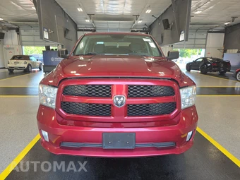 2015 Ram 1500 Express Extended Cab Medium Bed – miniatura 2