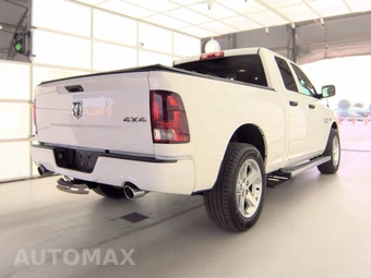 2015 Ram 1500 Express Extended Cab Medium Bed – miniatura 4