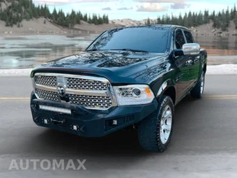 2015 Ram 1500 Laramie Crew Cab Extra Short Bed - miniatura 2