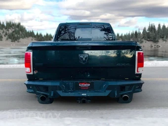 2015 Ram 1500 Laramie Crew Cab Extra Short Bed - miniatura 6