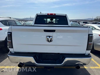 2015 Ram 1500 Laramie Crew Cab Extra Short Bed – miniatura 5