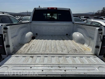 2015 Ram 1500 Laramie Crew Cab Extra Short Bed – miniatura 9