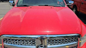 2015 Ram 1500 Laramie Crew Cab Medium Bed – miniatura 19