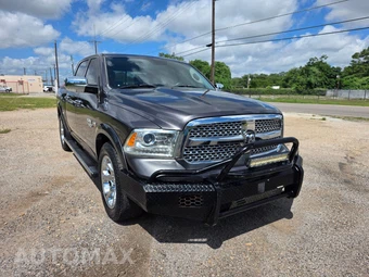2015 Ram 1500 Laramie Crew Cab Short Bed - miniatura 16