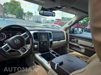 2015 Ram 1500 Laramie Crew Cab Short Bed – miniatura 14