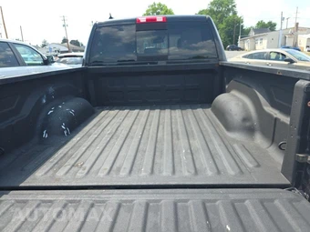 2015 Ram 1500 Laramie Crew Cab Short Bed – miniatura 19