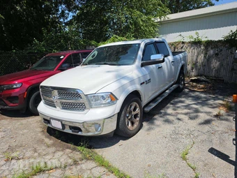 2015 Ram 1500 Laramie Crew Cab Short Bed