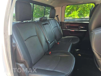 2015 Ram 1500 Laramie Crew Cab Short Bed - miniatura 16