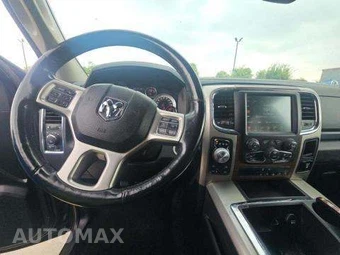 2015 Ram 1500 Laramie Crew Cab Short Bed - miniatura 10
