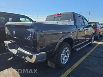 2015 Ram 1500 Laramie Crew Cab Short Bed – miniatura 4