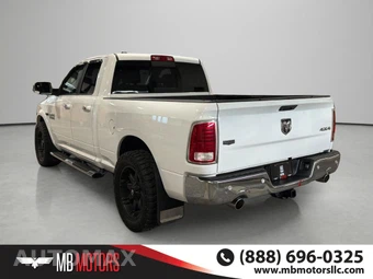 2015 Ram 1500 Laramie Extended Cab Medium Bed - miniatura 41
