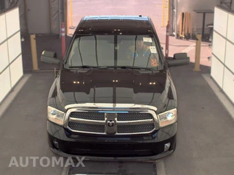 2015 Ram 1500 Laramie Limited Crew Cab Medium Bed – miniatura 2